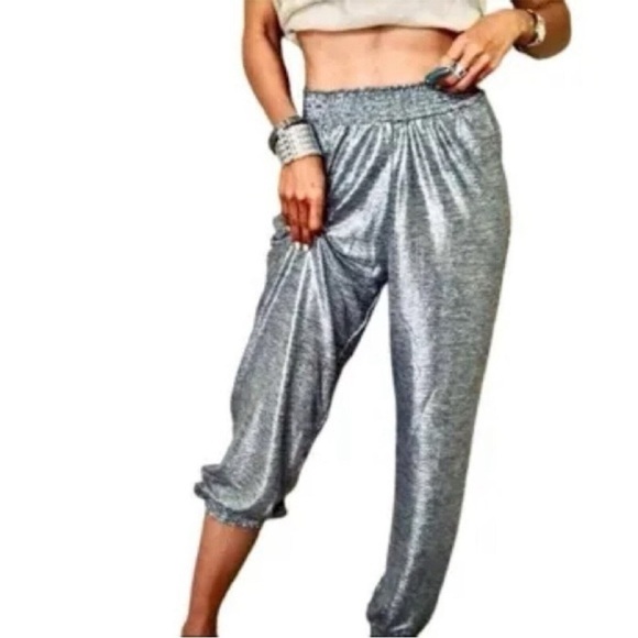 ANTHROPOLOGIE Melora Silver Metallic JoggersSize small